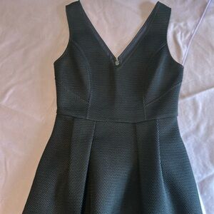 Gently Used Guess Structured Cocktail Dress